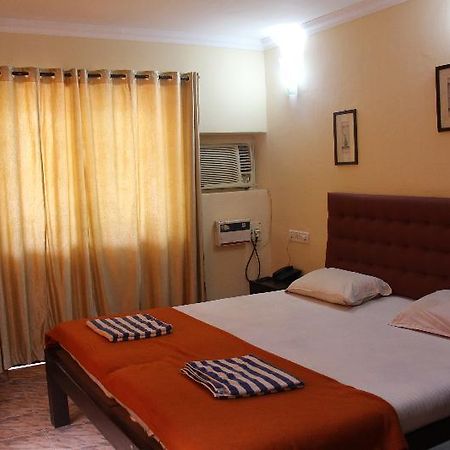 Palm Resort Calangute Exteriör bild