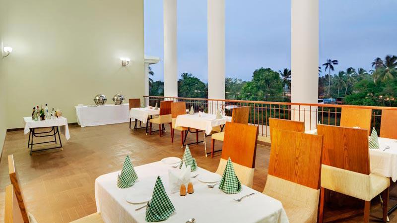 Palm Resort Calangute Exteriör bild